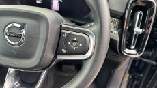 Volvo XC40 2.0 B4P Plus Dark 5dr Auto Petrol Estate